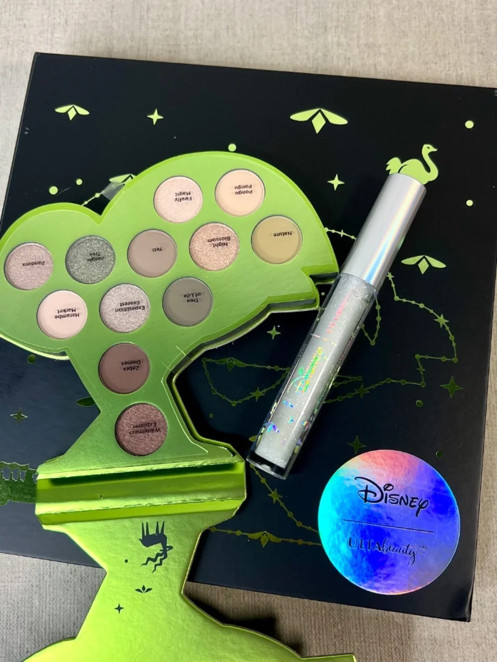 ❤️ Disney Animal Kingdom Ulta Beauty Makeup set - Picture 10 of 10